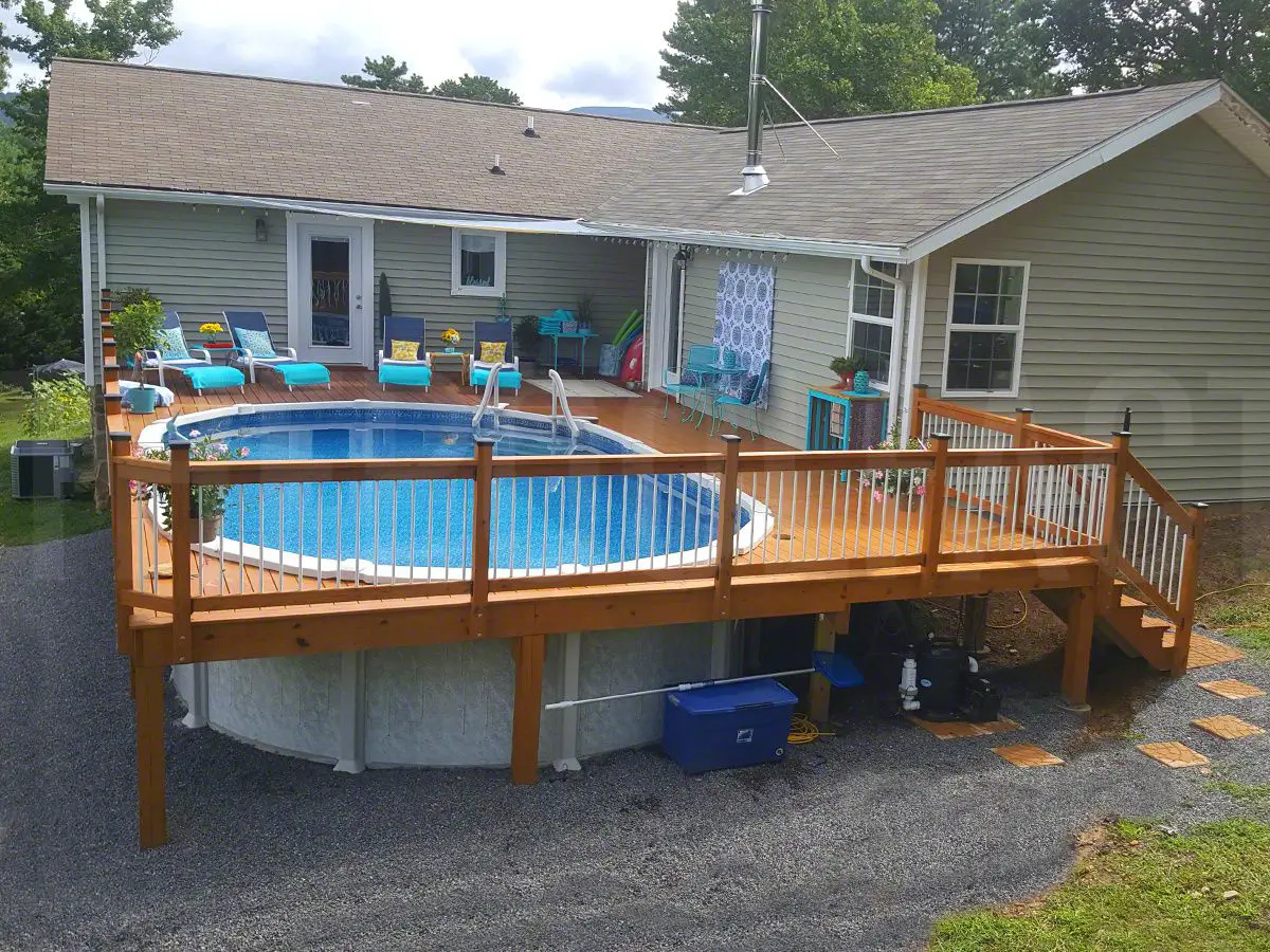 Key Factors That Shape A Well-Built Pool Deck